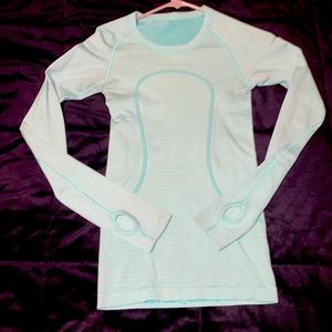 Lululemon swiftly tech shirt